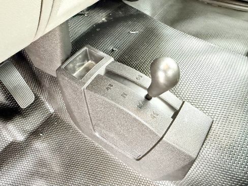 Used 2008 Chevrolet Silverado 3500 W/T image 11