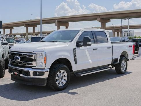 Used 2023 Ford F250 XLT w/ FX4 Off-Road Package AWD/4WD image 18