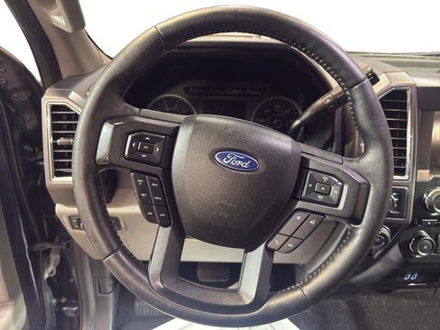 Used 2017 Ford F150 XLT w/ Equipment Group 302A Luxury image 15