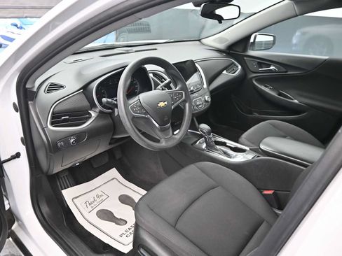 Used 2022 Chevrolet Malibu LS w/ Driver Confidence Package II FWD image 11