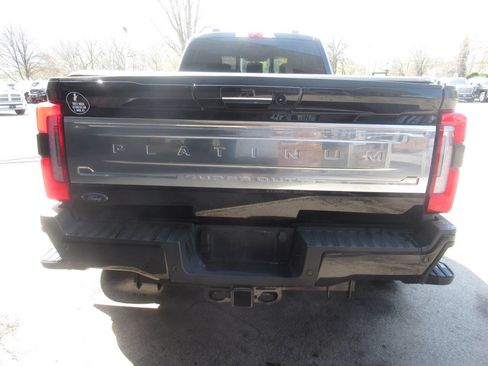 Used 2023 Ford F450 Platinum AWD/4WD image 11