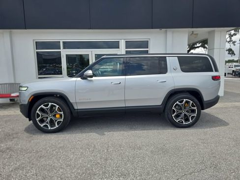 Used 2024 Rivian R1S Adventure AWD/4WD image 4