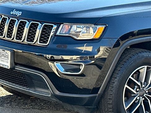 Used 2020 Jeep Grand Cherokee Limited image 7