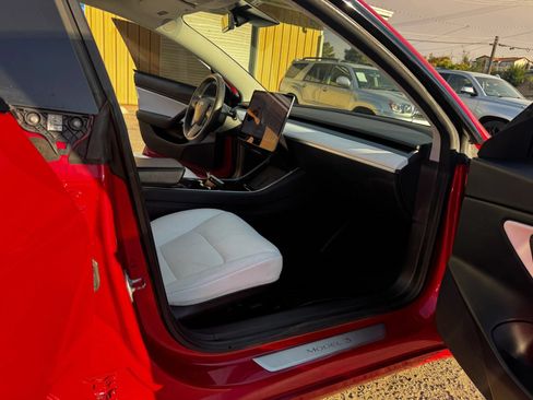 Used 2020 Tesla Model 3 RWD image 5