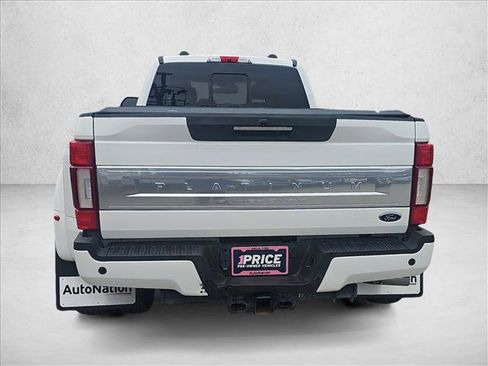 Used 2021 Ford F350 Platinum image 4