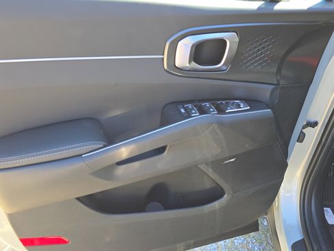New 2026 Kia Sorento EX image 18