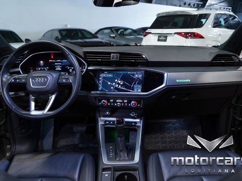 Used 2022 Audi Q3 2.0T Premium Plus w/ Premium Plus Package image 32