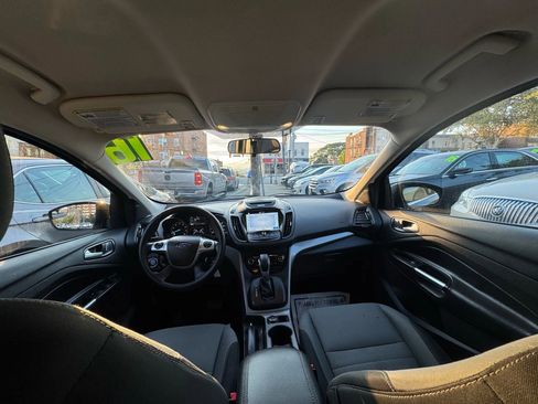 Used 2016 Ford Escape SE w/ Equipment Group 201A image 28