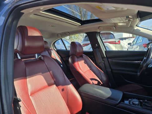 Used 2023 MAZDA MAZDA3 s image 12