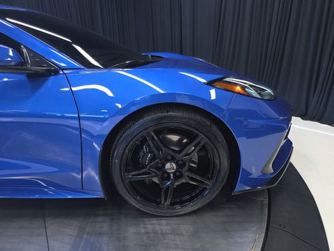 Used 2020 Chevrolet Corvette Stingray Preferred Cpe w/ 2LT Preferred Equipment Group RWD image 40