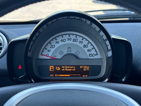 Used 2016 smart fortwo electric drive RWD image 19