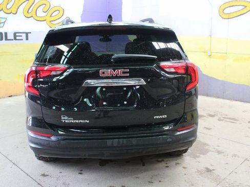 Used 2021 GMC Terrain SLE image 6