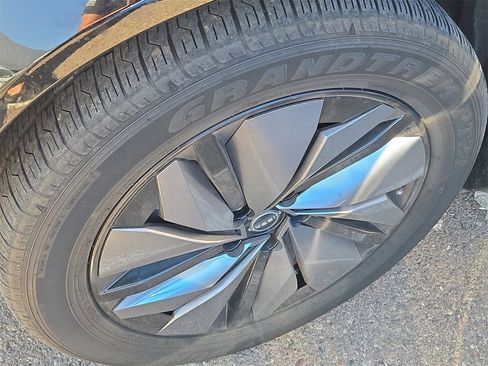 Used 2024 Nissan Ariya Evolve+ image 19