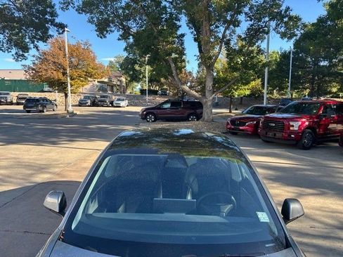 Used 2025 Tesla Model 3 Long Range RWD image 10