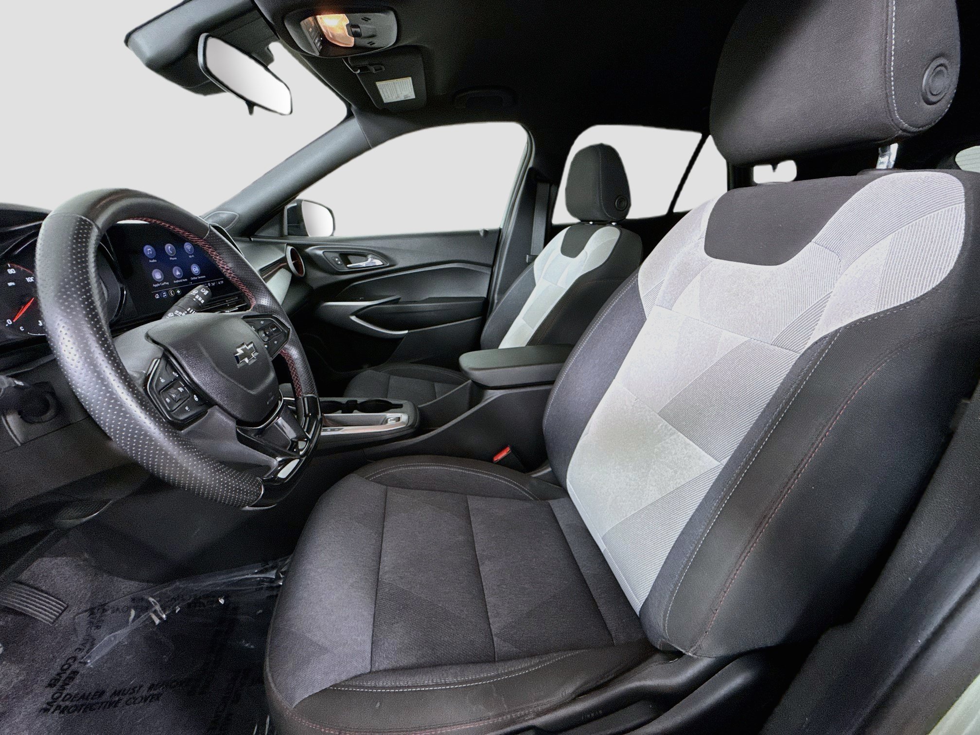 Used 2024 Chevrolet Trax RS FWD image 23