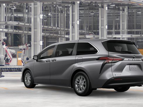 New 2026 Toyota Sienna LE AWD/4WD image 8