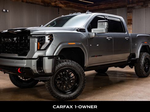 Used 2024 GMC Sierra 2500 AT4 w/ AT4 Premium Plus Package image 5