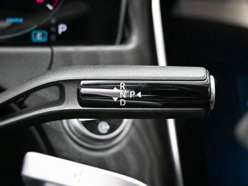 Used 2024 Mercedes-Benz E 350 4MATIC Sedan image 25