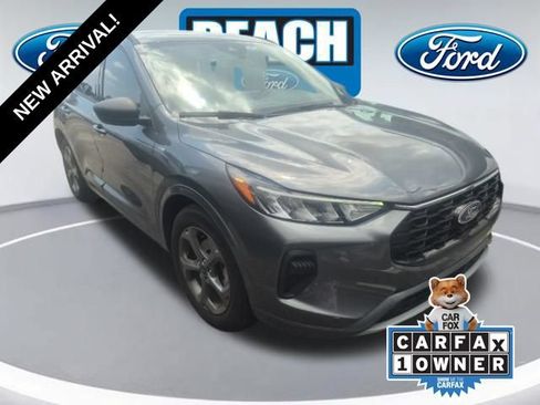 Used 2023 Ford Escape ST-Line w/ Tech Pack #1 FWD image 1
