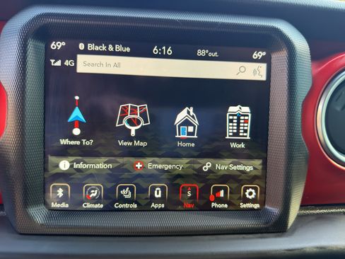 Used 2021 Jeep Gladiator Rubicon w/ Dual Top Group AWD/4WD image 20