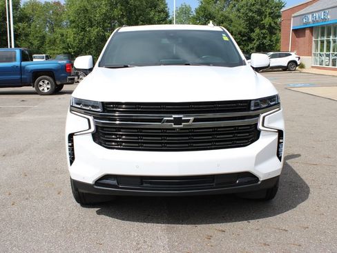 Certified 2022 Chevrolet Suburban RST w/ Luxury Package AWD/4WD image 5