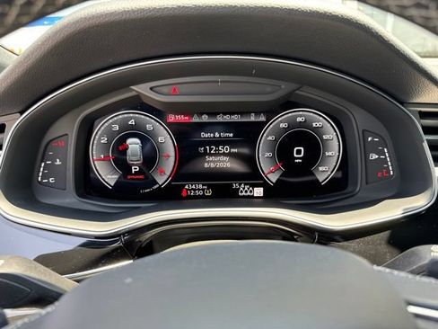 Used 2024 Audi Q8 Prestige w/ Prestige Package AWD/4WD image 7
