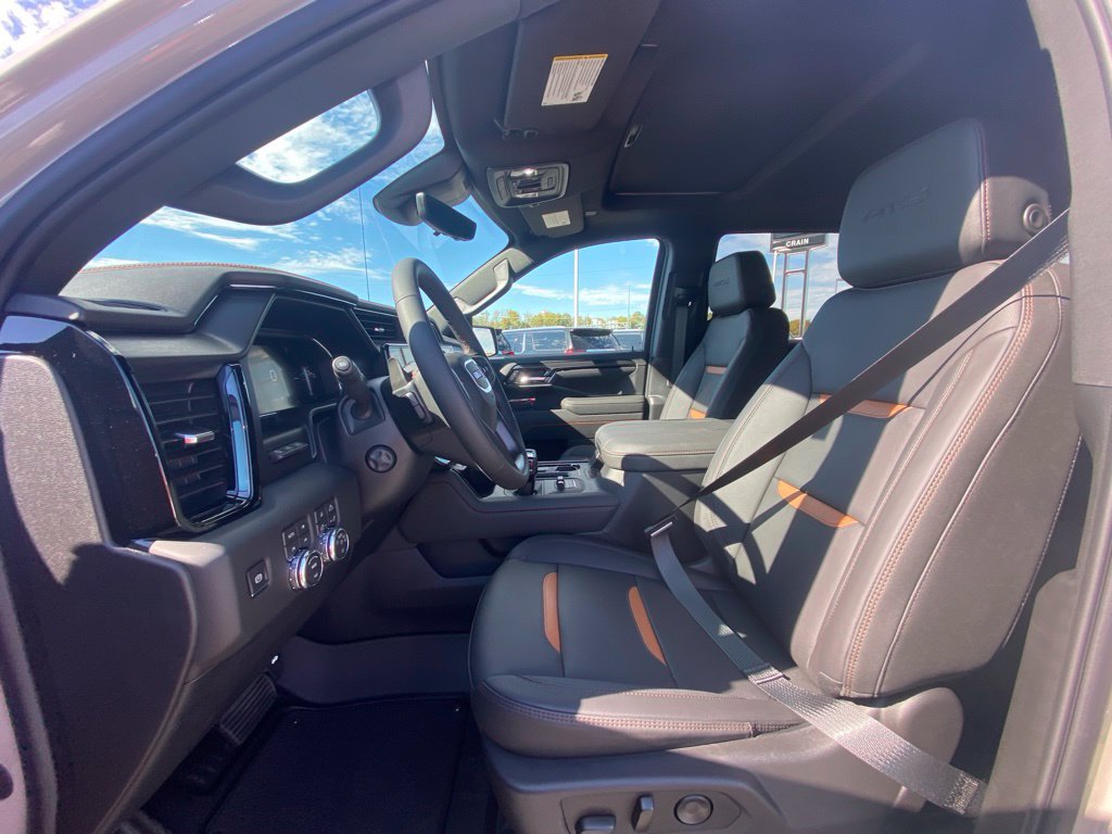 New 2026 GMC Sierra 1500 AT4 w/ AT4 Premium Package AWD/4WD image 14