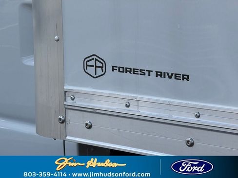 New 2026 Ford E-450 and Econoline 450 Super Duty w/ Power Equipment Group image 6