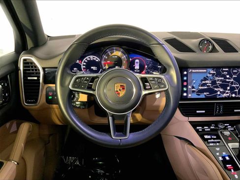 Certified 2023 Porsche Cayenne Platinum Edition AWD/4WD image 15