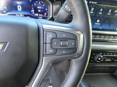 Used 2024 Chevrolet Silverado 2500 LTZ w/ LTZ Convenience Package image 22