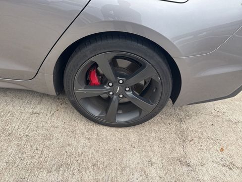 Used 2020 Genesis G70 3.3T w/ Sport Package image 12