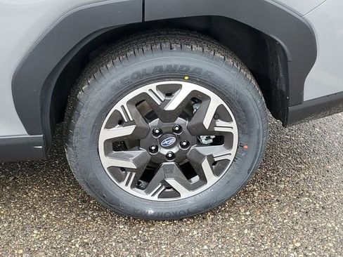 Used 2026 Subaru Forester Premium image 5