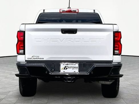 Used 2025 Chevrolet Colorado Z71 AWD/4WD image 6