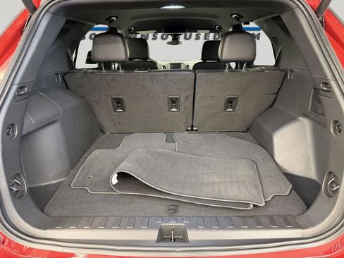 Certified 2023 Chevrolet Equinox RS AWD/4WD image 8