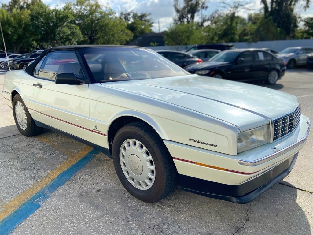 Used 1993 Cadillac Allante FWD image 7