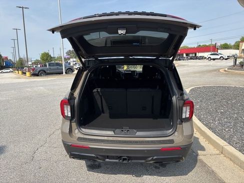 New 2026 Ford Explorer ST-Line image 32