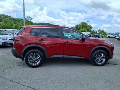 Used 2023 Nissan Rogue S AWD/4WD image 14