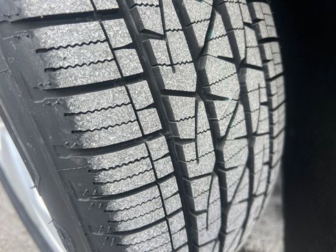 Used 2020 Chevrolet Equinox Premier image 31