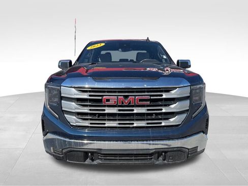 Used 2023 GMC Sierra 1500 SLE w/ Enhanced Capability Package AWD/4WD image 8