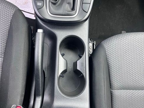 Used 2024 Kia Soul LX w/ Option Group 015 FWD image 16