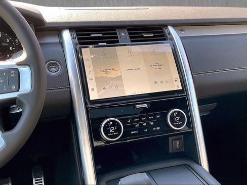 New 2026 Land Rover Discovery Dynamic SE AWD/4WD image 6