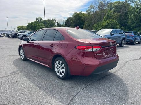 Used 2024 Toyota Corolla LE FWD image 3