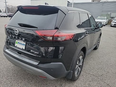 Used 2021 Nissan Rogue SV image 6