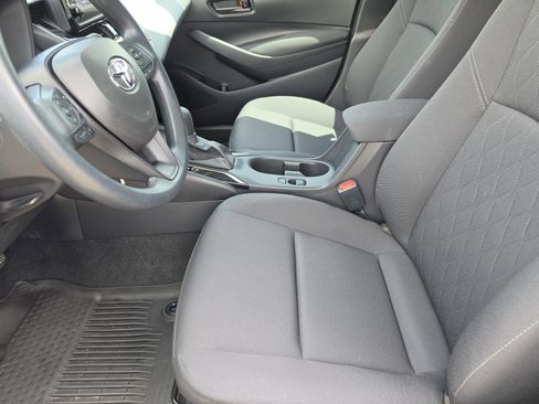 Certified 2024 Toyota Corolla LE FWD image 9