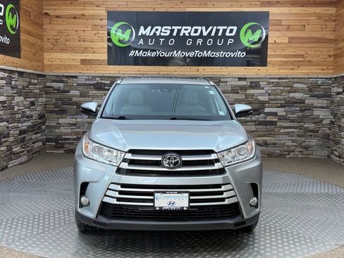 Used 2018 Toyota Highlander XLE AWD/4WD image 6