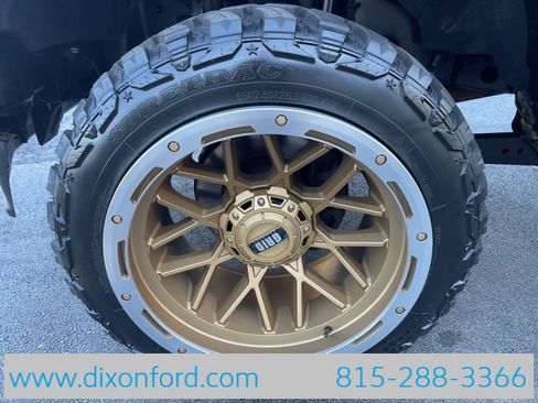 Used 2022 Ford F250 Lariat w/ Black Appearance Package image 29