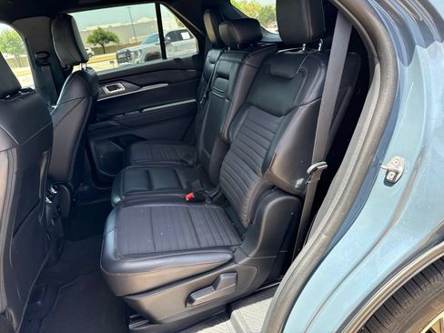 Used 2025 Ford Explorer ST-Line w/ Premium Package RWD image 10