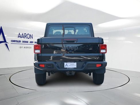 New 2026 Jeep Gladiator Sport image 3