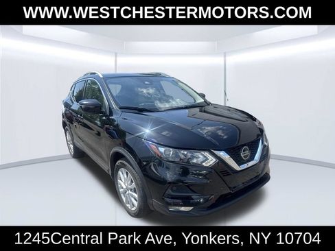 Used 2020 Nissan Rogue Sport SV w/ All-Weather Package AWD/4WD image 3