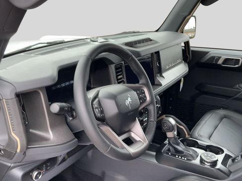 New 2026 Ford Bronco Badlands AWD/4WD image 10